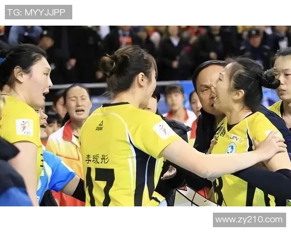 南京羽毛球队与重庆羽毛球队赛后战术分析与复盘探讨 南京羽毛球队与重庆羽毛球队赛后战术分析与复盘探讨